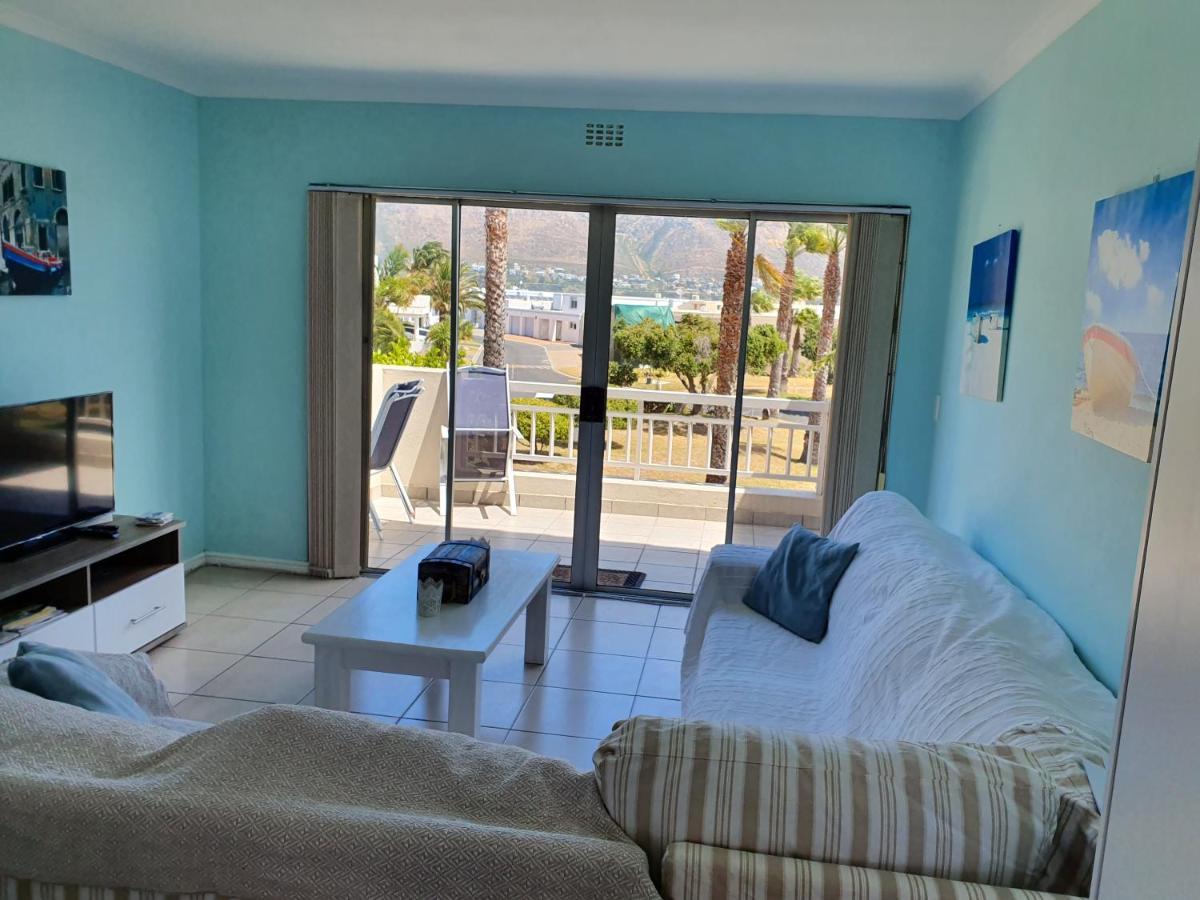 Sea And Mountain View Apartment Gordonʼs Bay Extérieur photo